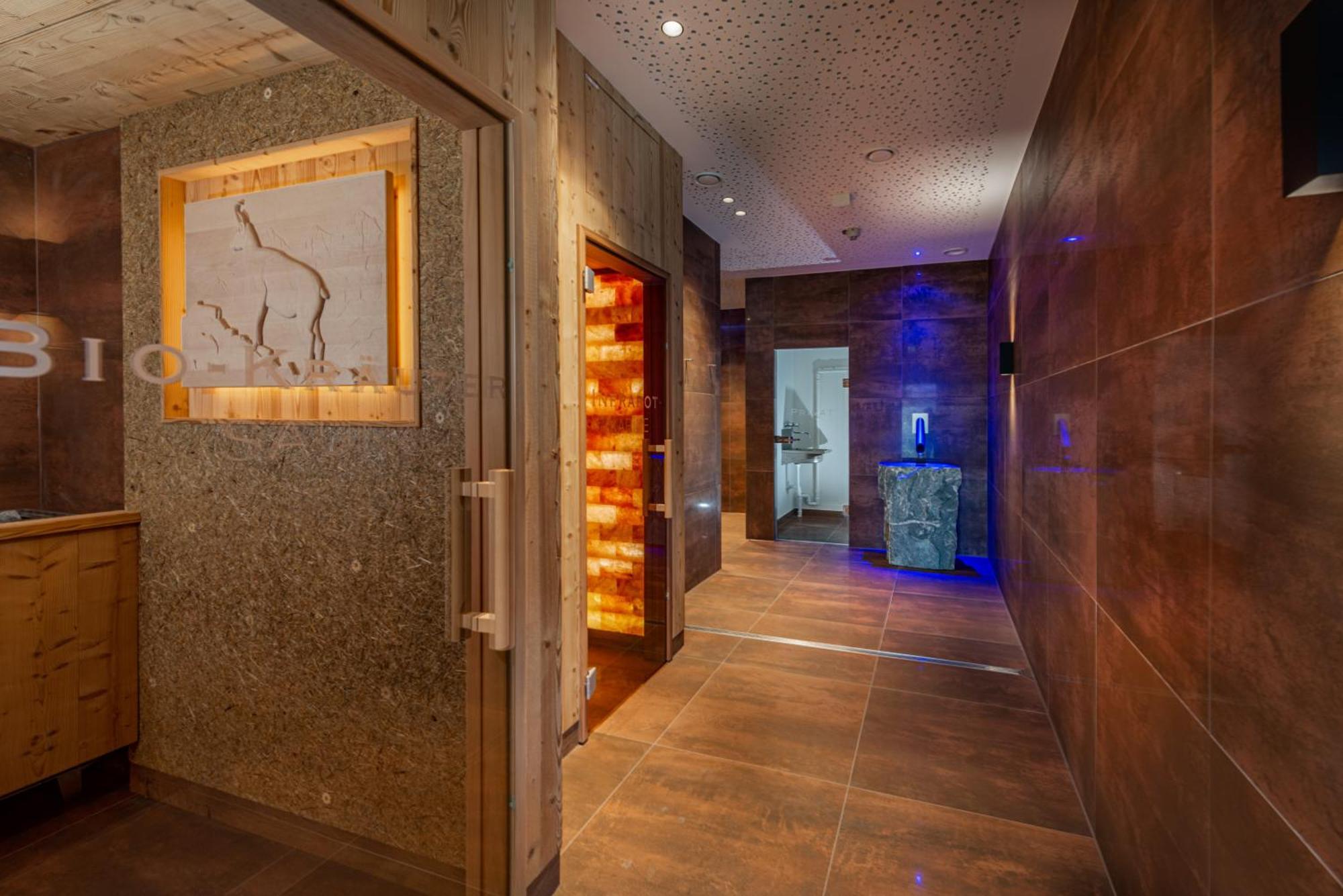 Skylodge Alpine Homes